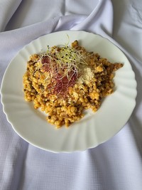 Bulgur s francúzskou šošovicou a kuracím mäsom